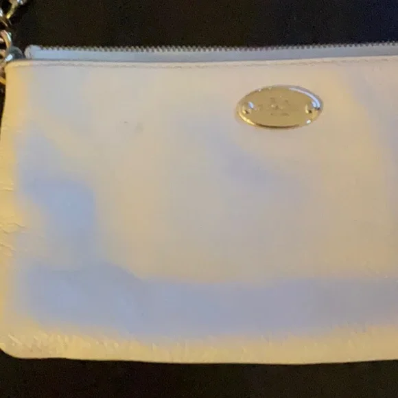 Coach Quinn Crossbody - Picture 2 of 4